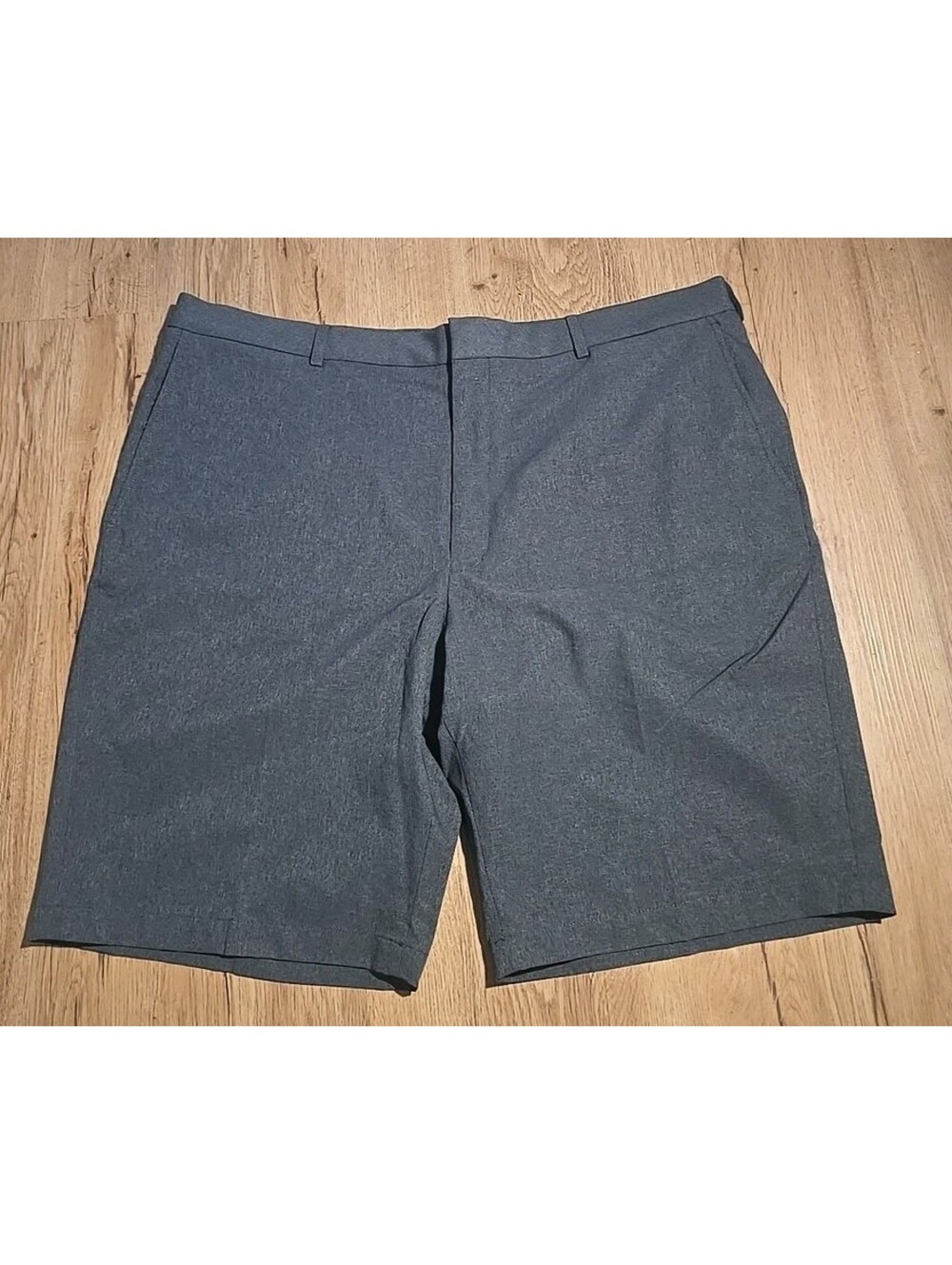 Walter Hagen Golf Shorts Men’s 42 • Gray Stretch Performance NWT